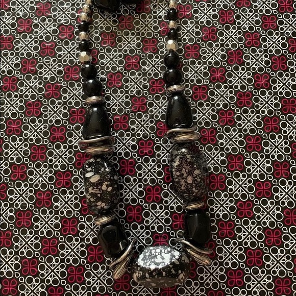 Necklace and matching Earrings - Picture 1 of 2